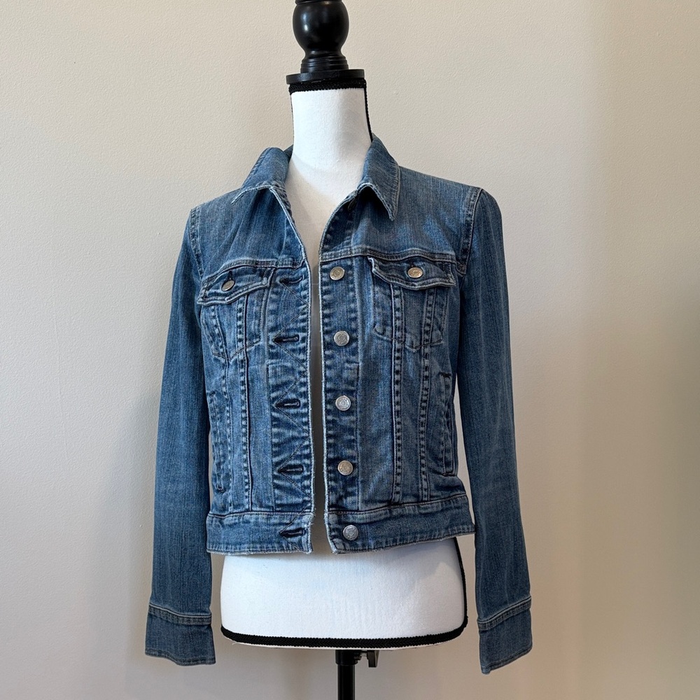 J.Crew Vintage 2006 Classic Blue Jean Jacket Size Medium